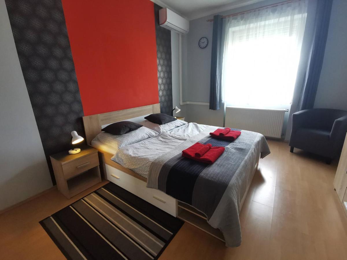 Smart Szallas Apartman Miskolc Eksteriør bilde