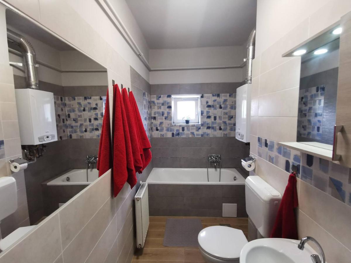 Smart Szallas Apartman Miskolc Eksteriør bilde
